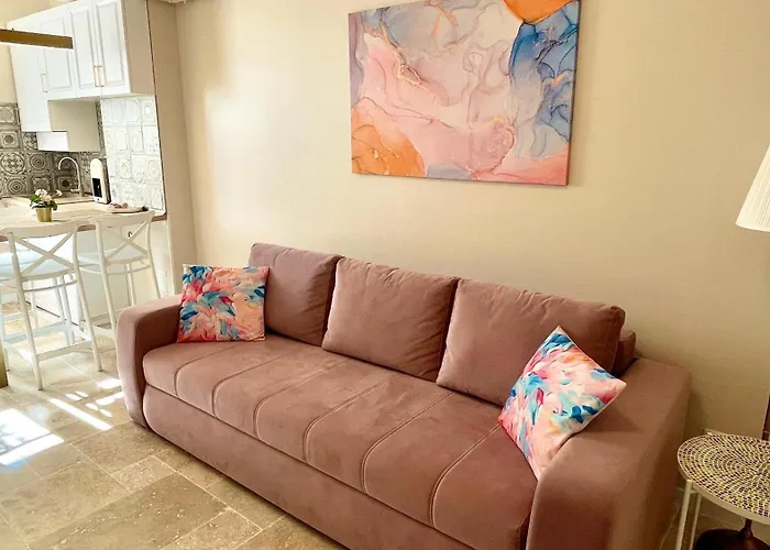 Alexandru Διαμέρισμα *