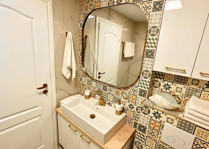 Alexandru Διαμέρισμα *