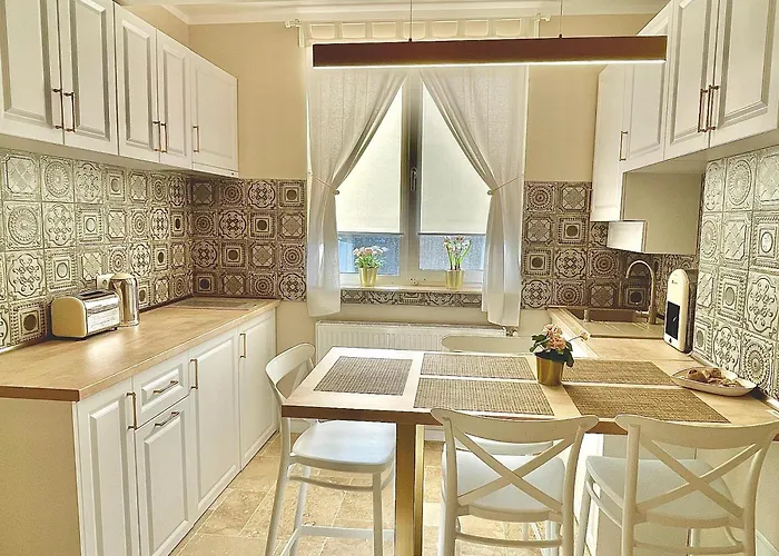 Alexandru Διαμέρισμα *