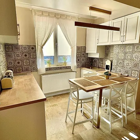 Alexandru Apartment *