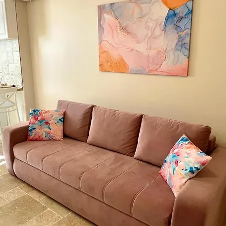 Alexandru Apartment *